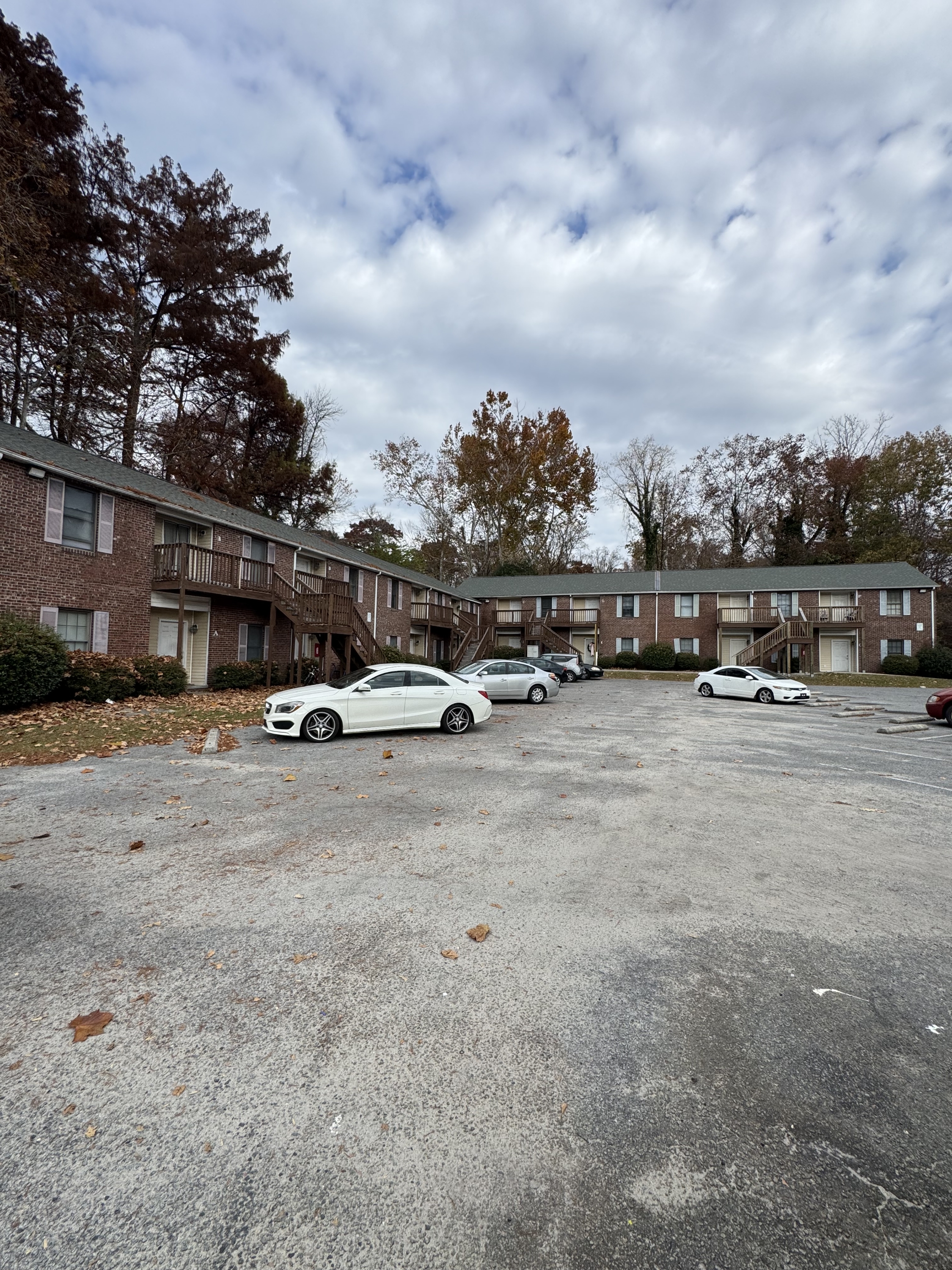 1323 East 10th Street - J