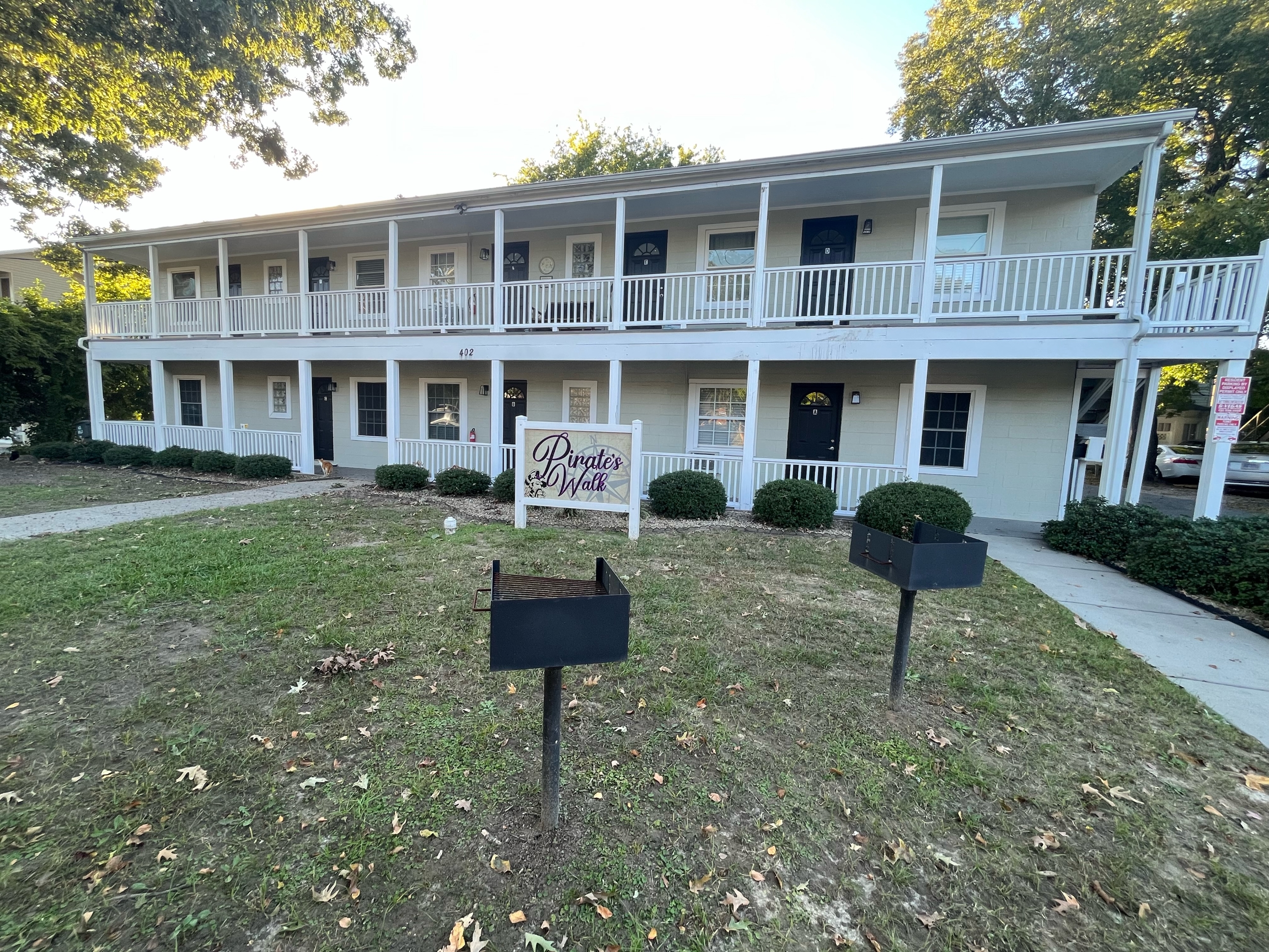 402 South Holly Street - H